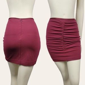 Aritzia Talula Ruched Mini Skirt High Waisted Cordovan Maroon Lined